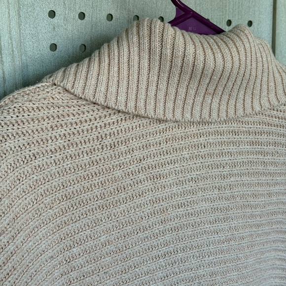 Free People  V-Neck Sweater - Picture 7 of 8